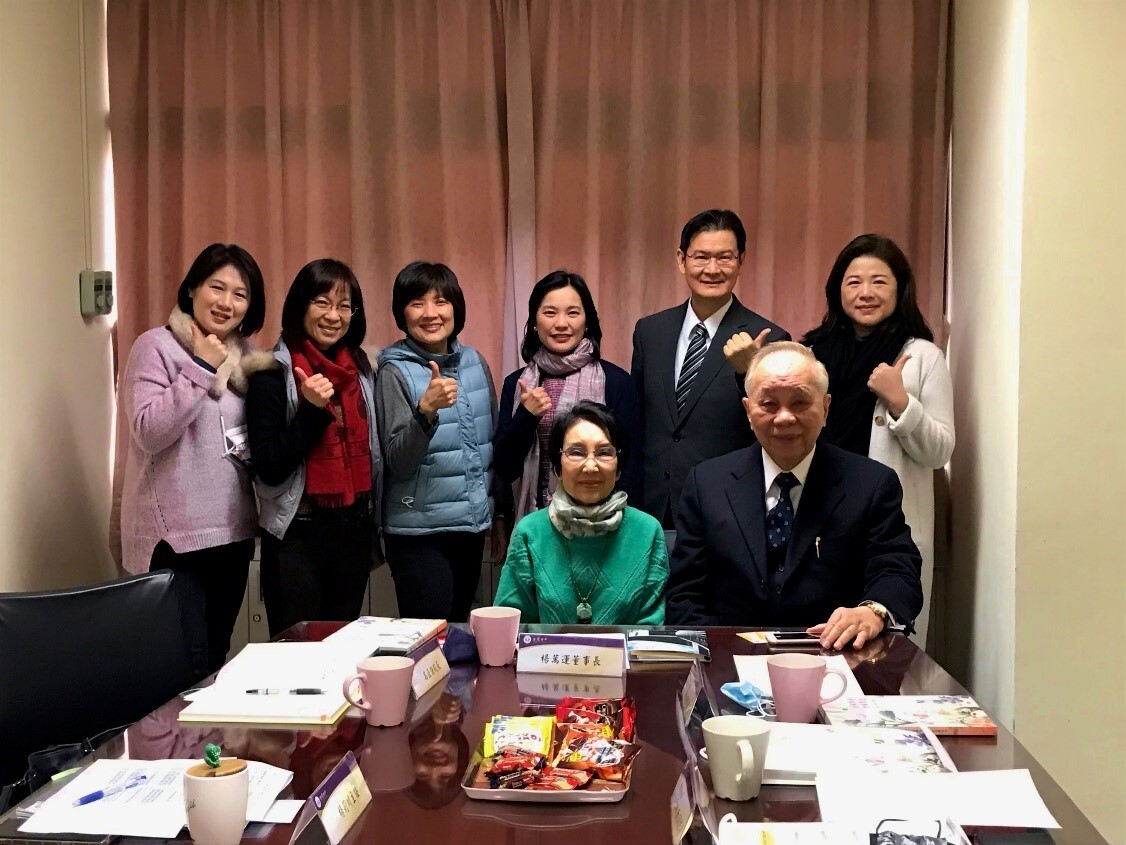 20220113謝孟雄董事長拜訪金陵女中圖2