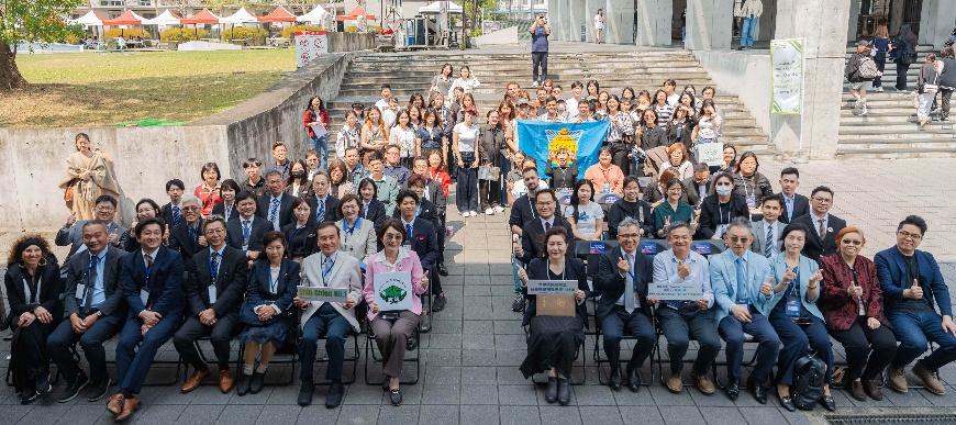 國際人才就業博覽會開幕儀式大合照