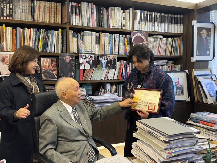 實踐大學謝孟雄董事長特別勉勵「街樂園 Street Paradise」榮獲U-start績優團隊肯定