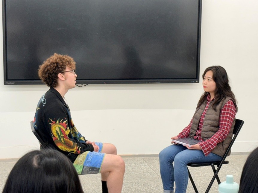 學員與外籍學生練習OPI-1