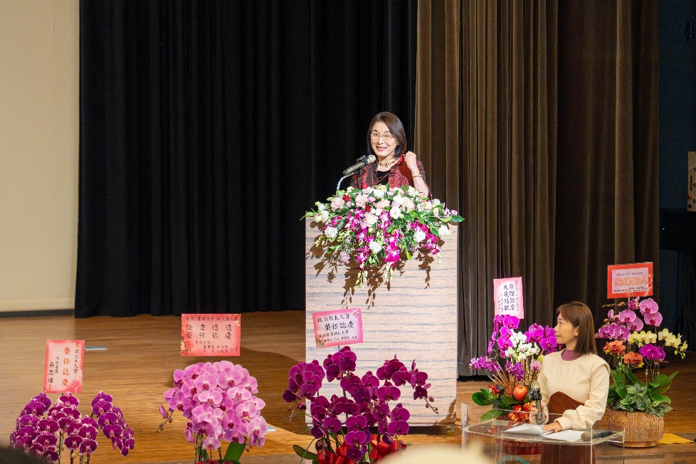 實踐大學校長洪久賢於典禮中致詞，期許承續辦學精神，引領學校穩健前行，邁向永續創新新里程