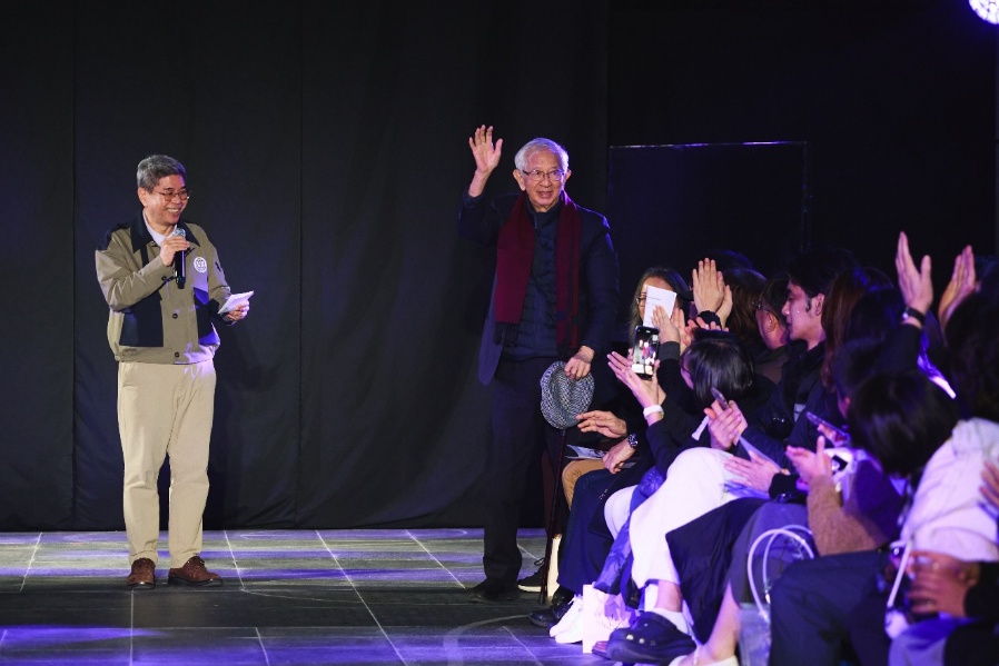 實踐大學李孟晃副校長介紹李遠哲院士