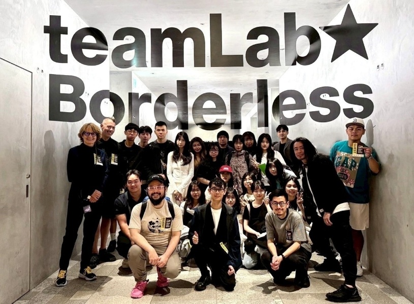 實踐大學師生參訪日本知名藝術科技團隊teamLab，透過實地交流了解國際創意產業發展趨勢。